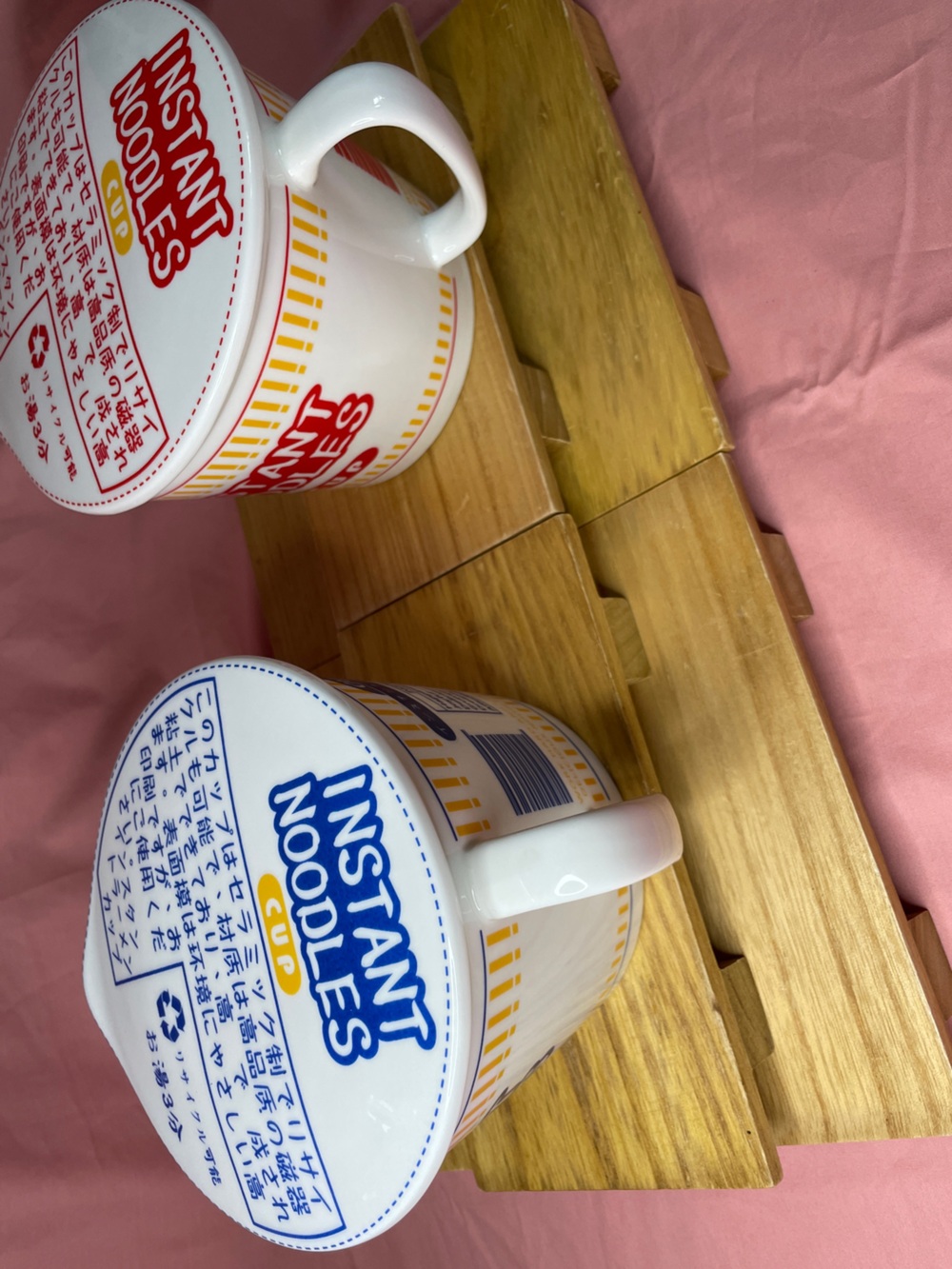Urban Outfitters Instant Noodle Mug Bowls With Lids Set Of 2 Red & Blue Kawaii - Picture 15 of 15